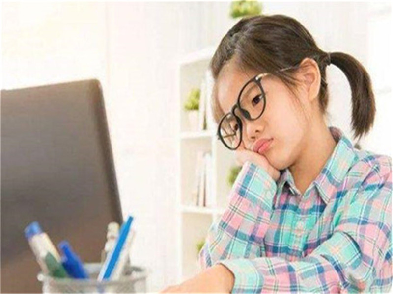 14歲男孩子不想上學怎么辦 14歲男孩子不想上學怎么辦