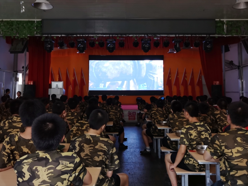 混跡社會(huì),孩子叛逆期教育學(xué)校 混跡社會(huì),孩子叛逆期教育學(xué)校