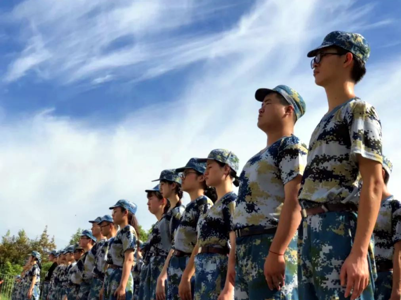 女兒早戀,青少年封閉式教育學校 女兒早戀,青少年封閉式教育學校