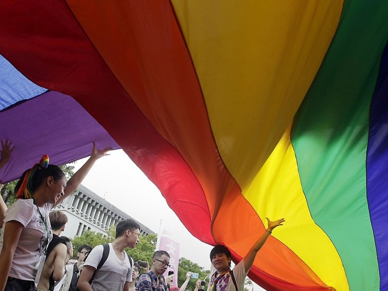 同性戀,青少年封閉式教育學校 同性戀,青少年封閉式教育學校