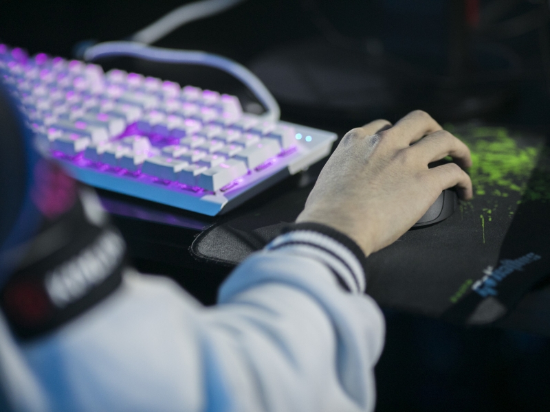 網絡色情,孩子叛逆期教育學校 網絡色情,孩子叛逆期教育學校