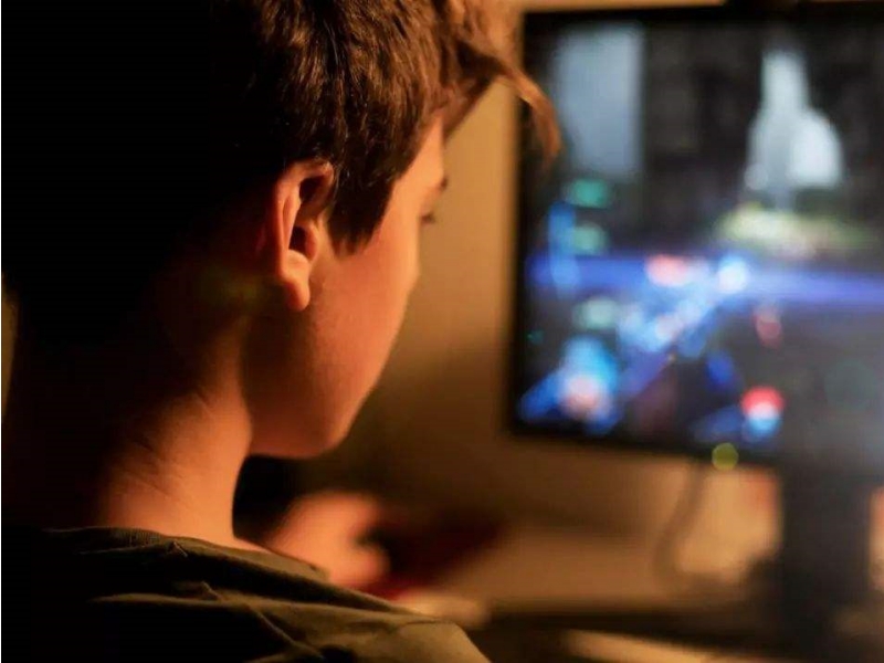 孩子沉迷手機網(wǎng)絡游戲,戒除網(wǎng)癮學校 孩子沉迷手機網(wǎng)絡游戲,戒除網(wǎng)癮學校