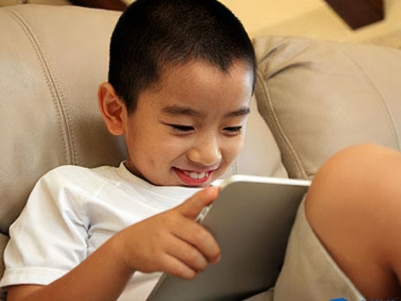 孩子迷上網(wǎng)絡(luò)小說(shuō),戒網(wǎng)癮學(xué)校