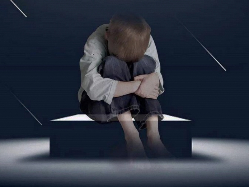 孩子自卑,孩子孤僻 孩子自卑,孩子孤僻