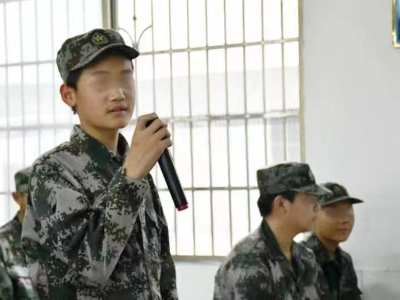 保持樂觀情緒,分享美好瞬間 保持樂觀情緒,分享美好瞬間