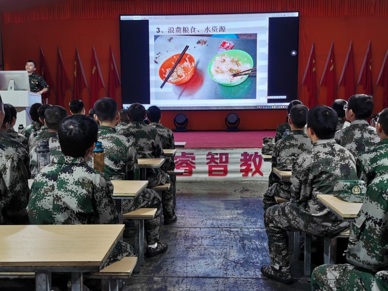 從小事做起,以德律己,新起點(diǎn)教育專門學(xué)校 從小事做起,以德律己,新起點(diǎn)教育專門學(xué)校