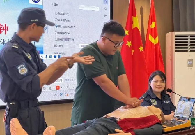 叛逆孩子特訓學校開展公益救援知識培訓 叛逆孩子特訓學校開展公益救援知識培訓